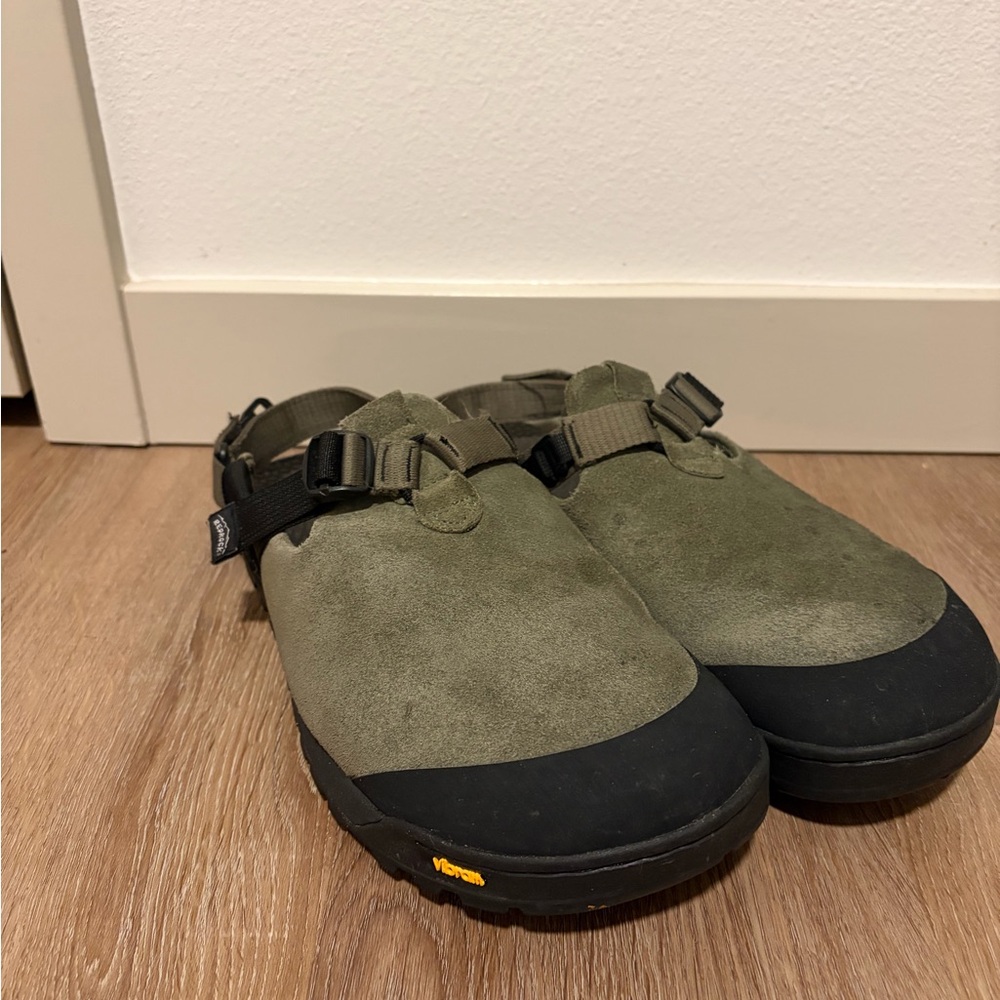 Green Bedrock Moutain Clogs